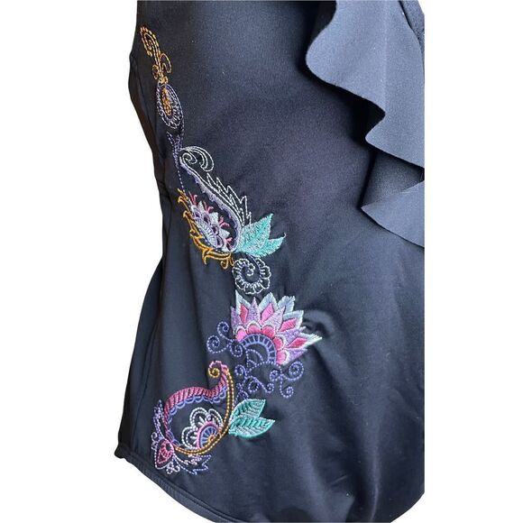 Gibson Latimer Mirage Floral Embroidered Ruffle Swimsuit NWt XS - Picture 3 of 6